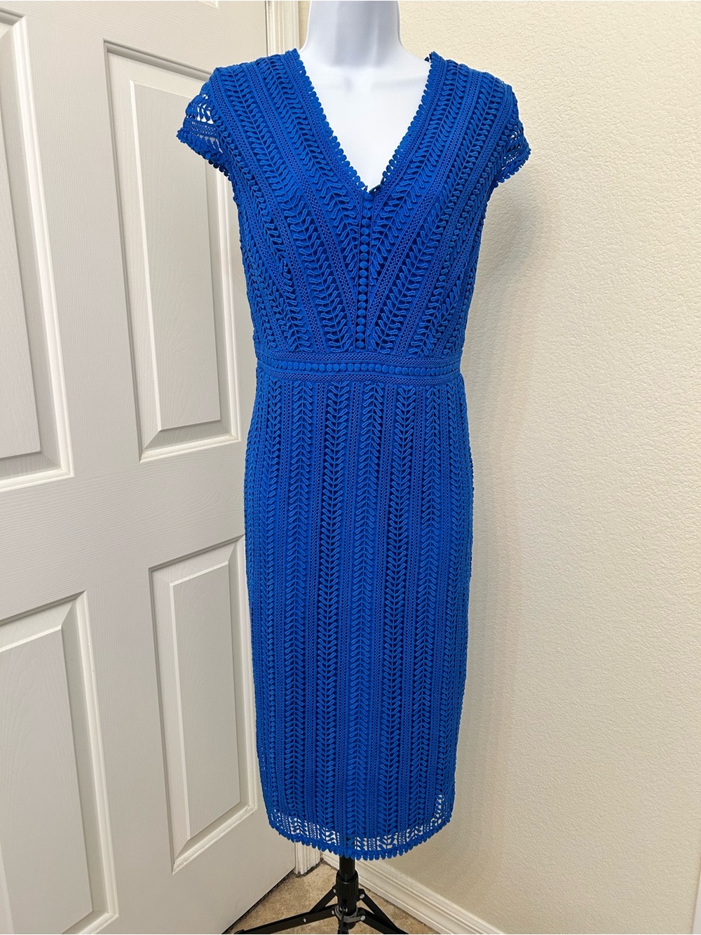 Boden Royal Blue Crochet V-Neck Sheath Dress 100% Cotton